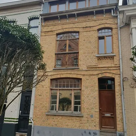 Huize La Passion Vacationhouse 10 Min Walk From The Sea 펜션 미들케르케